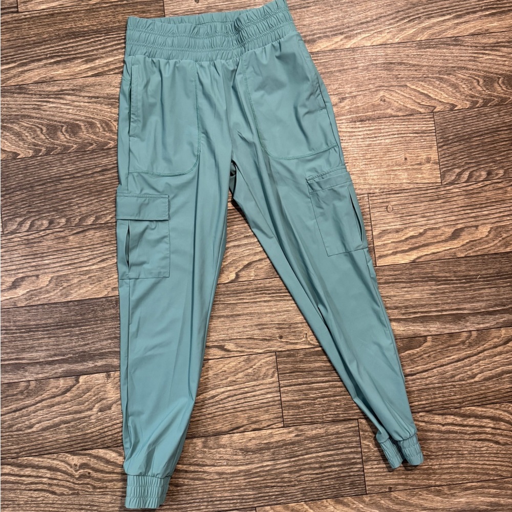Balance Athletica Swift Cargo Jogger